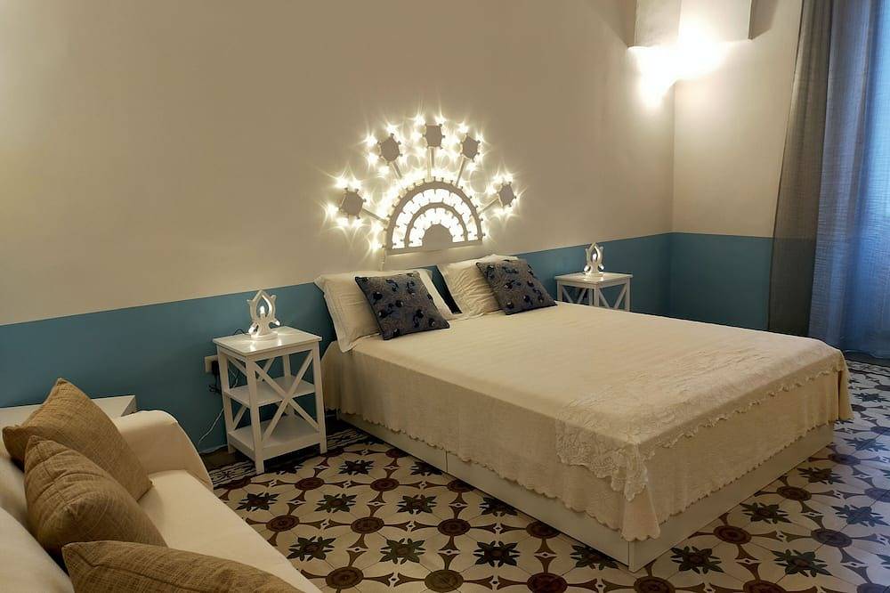 Apartamento entero, Finished house, 100sqm 10 min from the beaches, 500 m from the historic center of Ugento in Ugento, Golfo de Tarento