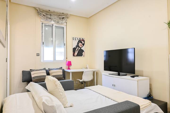 Apartamento entero, M Coqueto Apartamento de dos dormitorios in Arganzuela, Madrid