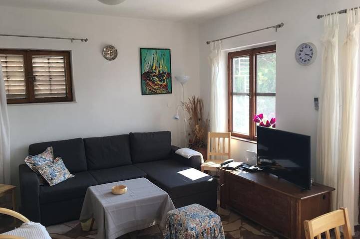 Ferienhaus für 10 Personen, mit Pool und Whirlpool sowie Garten in Split-Dalmatien - 4