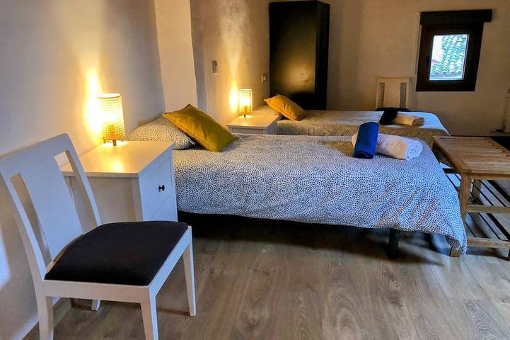 Gîte pour 10 personnes, avec balcon et piscine dans Bages - 3