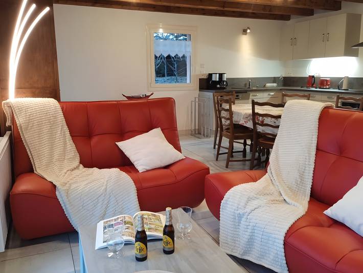 Gîte Le Campet : maison de vacances avec vue montagne, Wi-Fi et climatisation in Millau, Parc naturel régional des Grands Causses