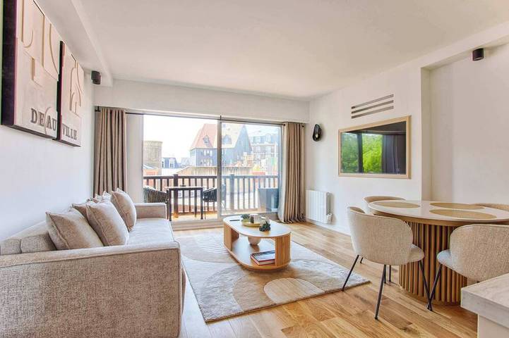 Gîte pour 4 personnes, avec balcon dans Gare de Trouville - Deauville