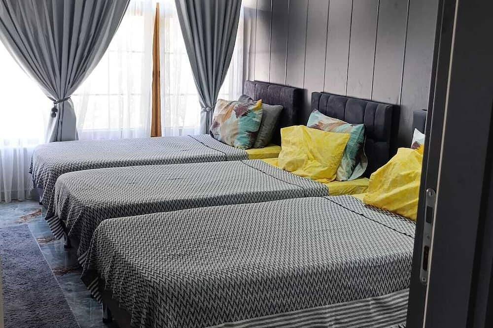 Stunning 2-Bedroom Villa with Heated Pool & Jacuzzi in Antalya, Kemer in Göynük, Kemer (Antalya)