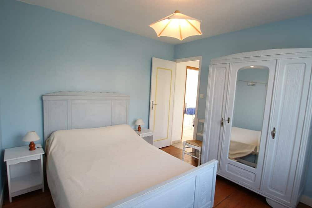 Charming single-storey house in St-Pair-sur-Mer, near the beach in Saint-Pair-sur-Mer, Côte de la Déroute