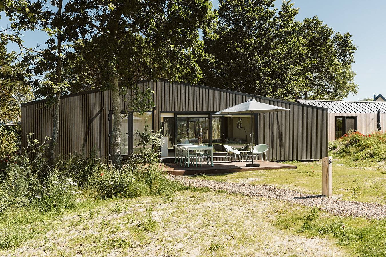 Vakantiepark De Klepperstee — Cabin Eden in Ouddorp, Goeree-Overflakkee