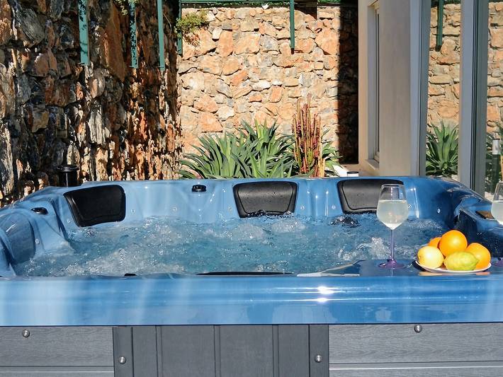 Location de vacances pour 16 personnes, avec terrasse ainsi que piscine et jardin dans Province d'Antalya - 2