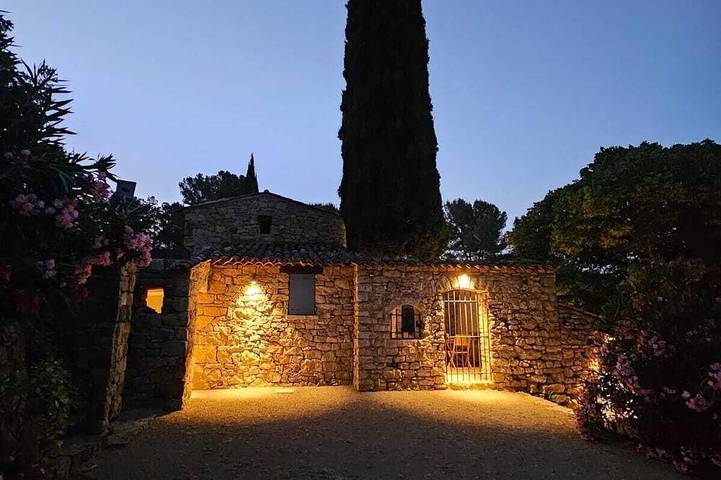 Location de vacances pour 6 personnes, avec jardin à Figanières - 3