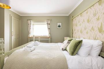 Holiday Home for 4 People in Somerset, South West England, Photo 1