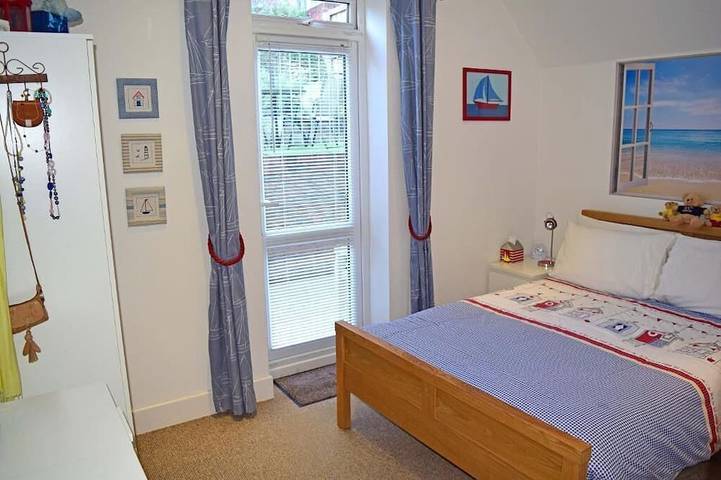 Holiday home for 2 people, with garden on the Isle of Wight