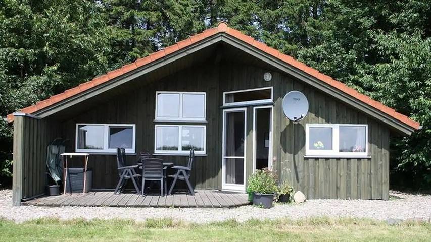 Ferienhaus für 6 Personen, mit Garten und Sauna in Tarp