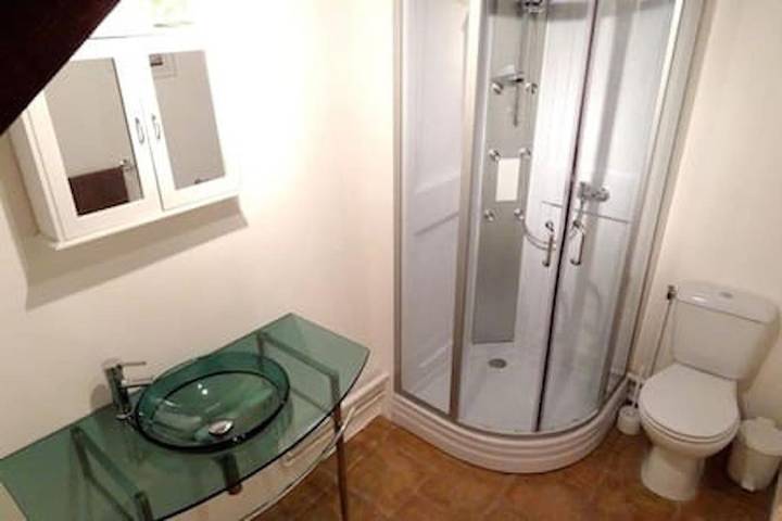 Location de vacances pour 5 personnes, avec piscine et jardin, animaux acceptés à Exideuil - 4