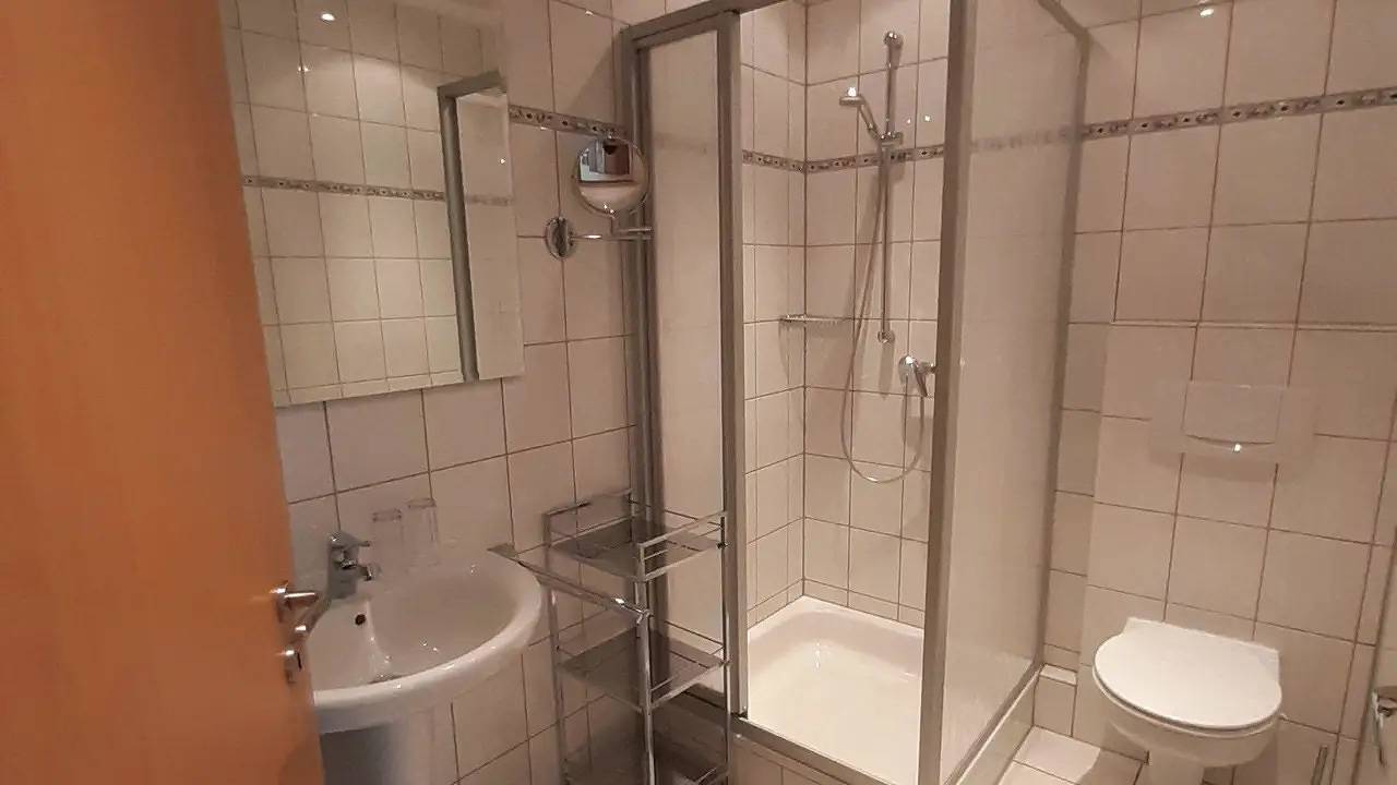 Doppelzimmer für 2 Personen (17 m²) in Ediger-Eller in Ediger-Eller, Cochem-Zell