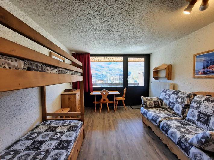 Gîte pour 3 personnes, avec balcon dans Les Menuires