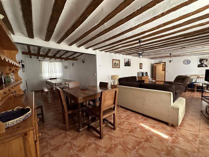 Casa rural para 15 personas, con Balcón además de Terraza y Jardín en Suellacabras - 4