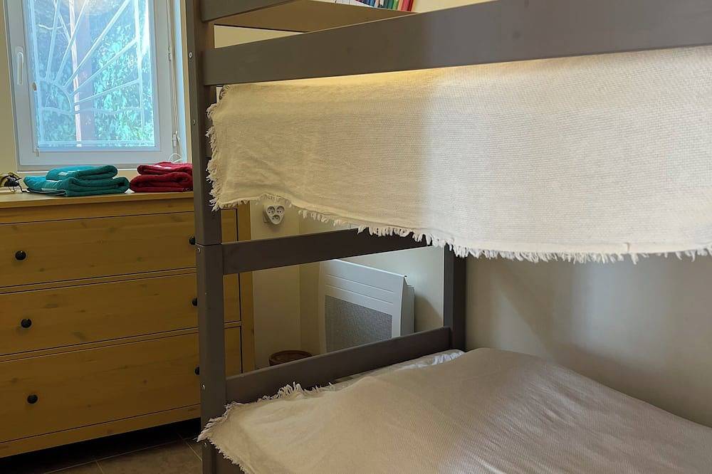 Small house in Drôme provençale among vineyards,truffles,lavender - 4 people in Suze-la-Rousse, Nyons region