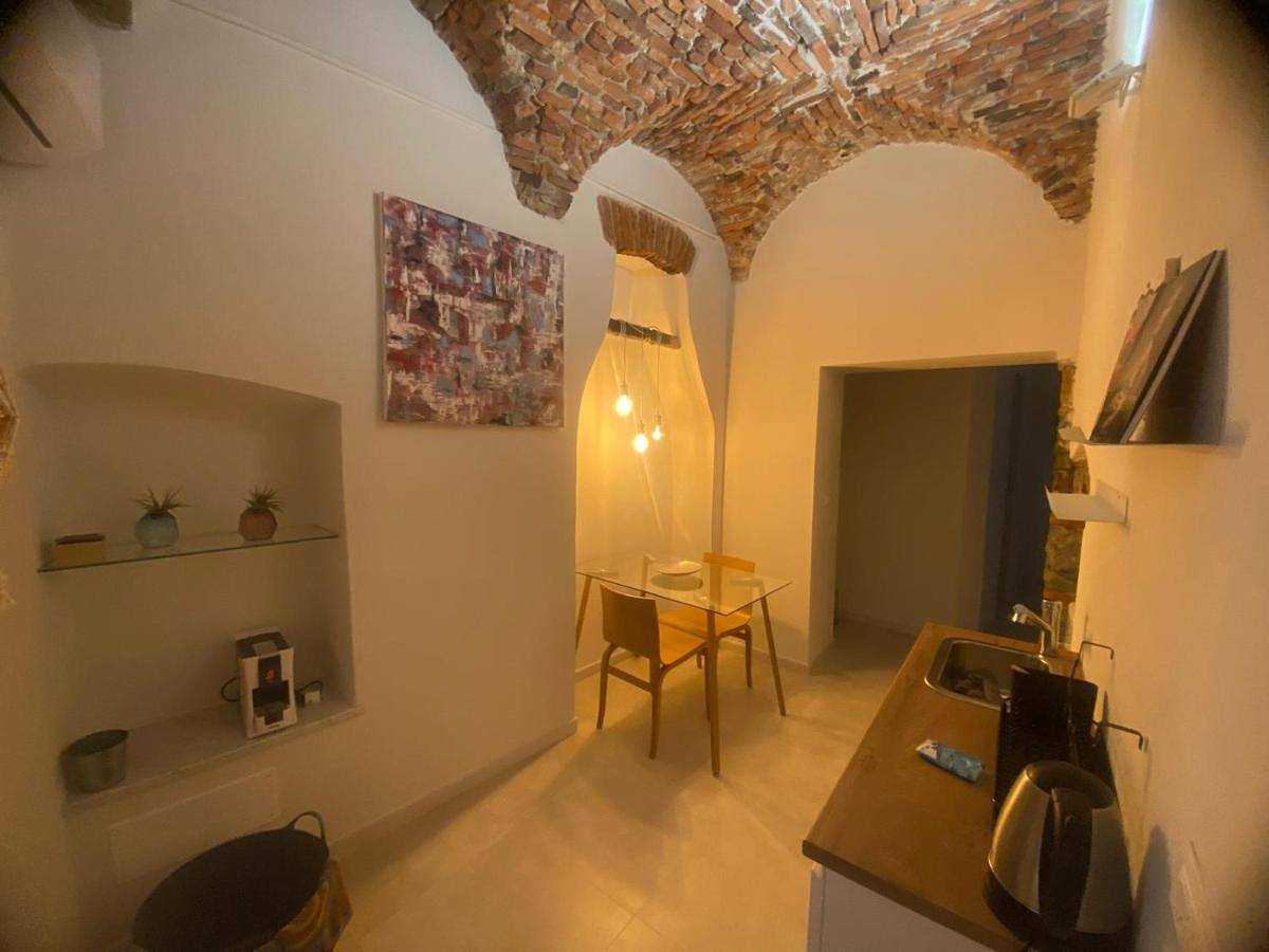 Torrione Stella Rooms in Sarzana, Parco Naturale Regionale di Montemarcello-Magra-Vara
