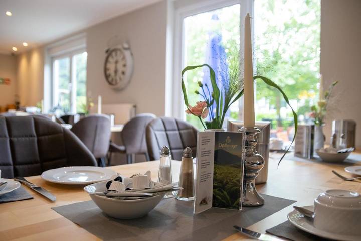 Maison d’hôte pour 3 personnes, avec jardin ainsi que terrasse et vue à Essen - 3