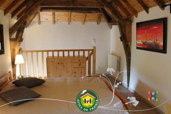 Gîte pour 2 personnes, avec terrasse et jardin à Peyrat-la-Nonière - 2