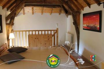 Gîte pour 2 Personnes dans Peyrat-la-Nonière, Région d'Aubussargues, Photo 1