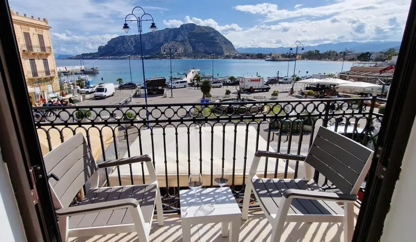 Holiday apartment for 6 people, with terrace and view - 1