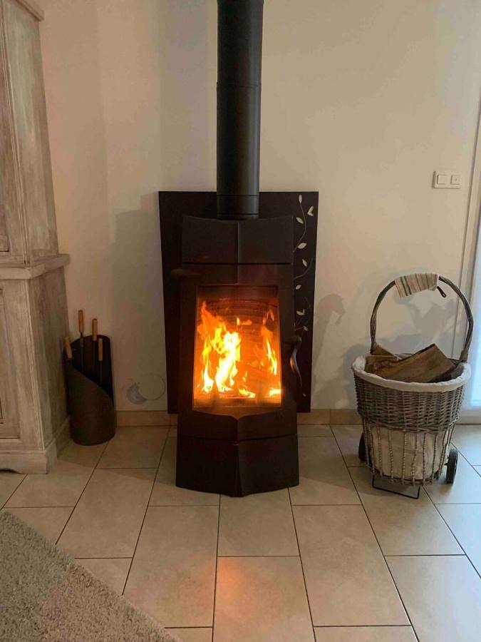 Appartement de vacances pour 7 personnes, avec vue ainsi que piscine et jardin, animaux acceptés