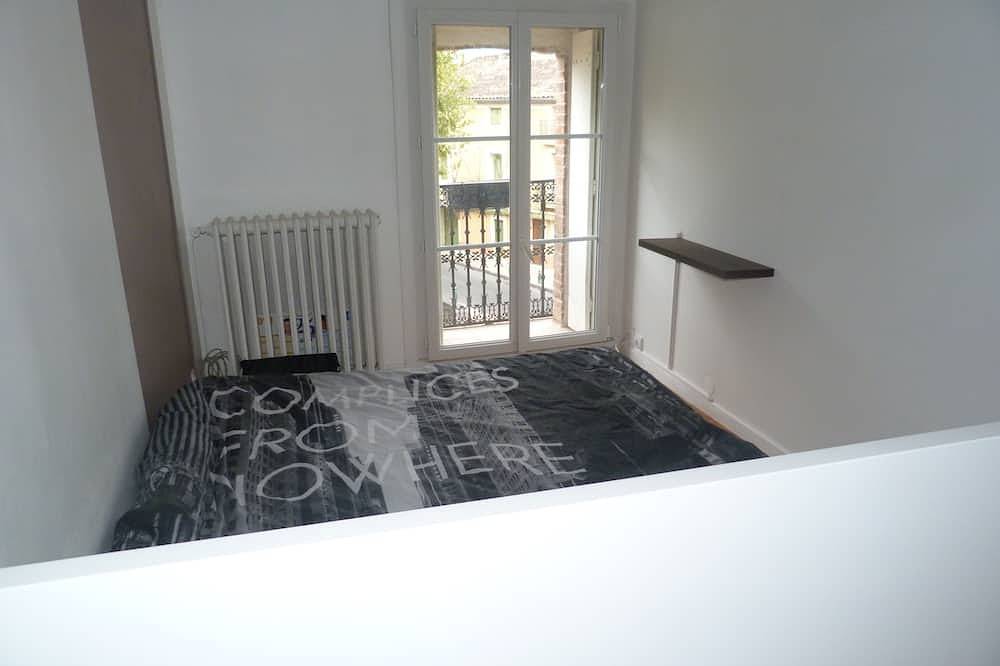Town house with roof terrace in Florensac, Mittelmeerküste (Frankreich)