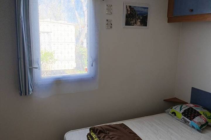 Mobil home pour 6 personnes, avec piscine dans la Tamarissière - 4