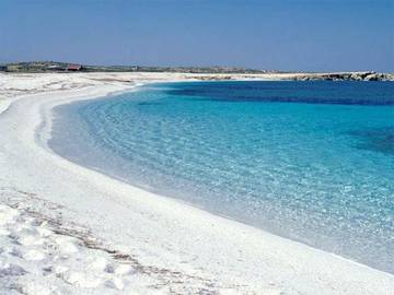 Location de vacances pour 4 personnes, avec jardin et vue à Cabras