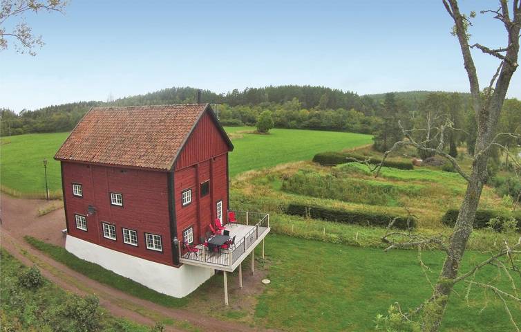 Ferienhaus für 10 Personen, mit Terrasse und Seeblick am Bunn