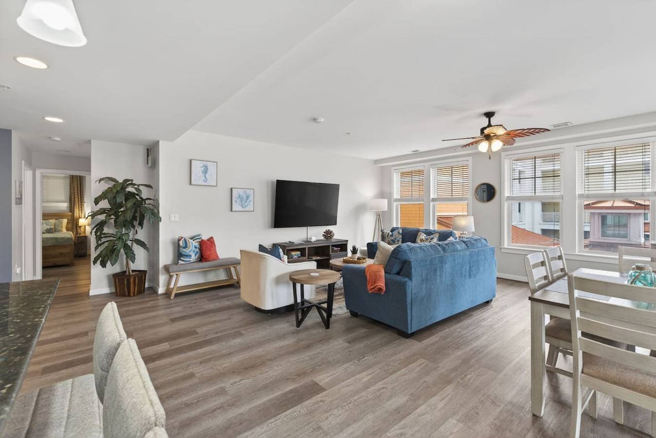 Geheel appartement, New Updated! Oceanfront Sanctuary, Sand and Sea 225a in Sandbridge Beach, Sandbridge