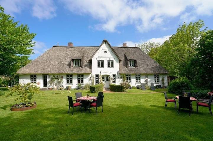 Ferienwohnung für 2 Personen, mit Sauna und Garten in Uelvesbüll