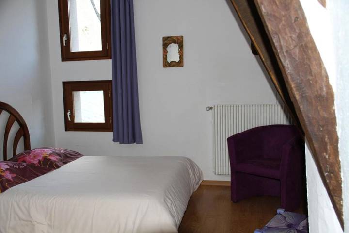 Hôtel pour 3 personnes, animaux acceptés à Laguiole - 3