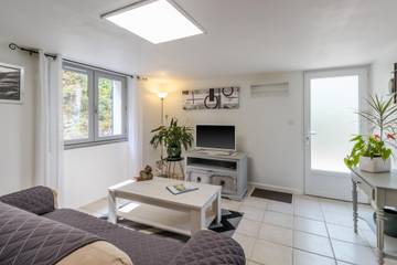 Gîte pour 2 Personnes dans Aubas, Périgord Noir, Photo 3