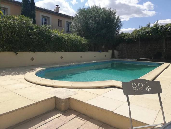 Location de vacances pour 3 personnes, avec jardin et piscine à Vauvert - 2