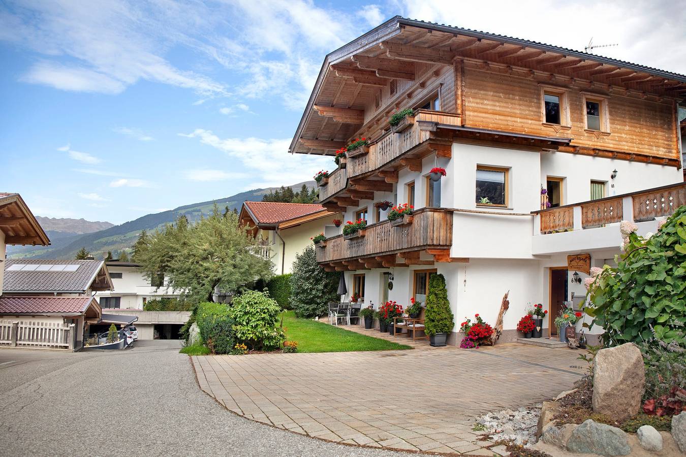 Ganze Wohnung, Ferienwohnung Haus Roland mit Bergblick, Garten und Wlan in Gerlosberg, Bezirk Schwaz