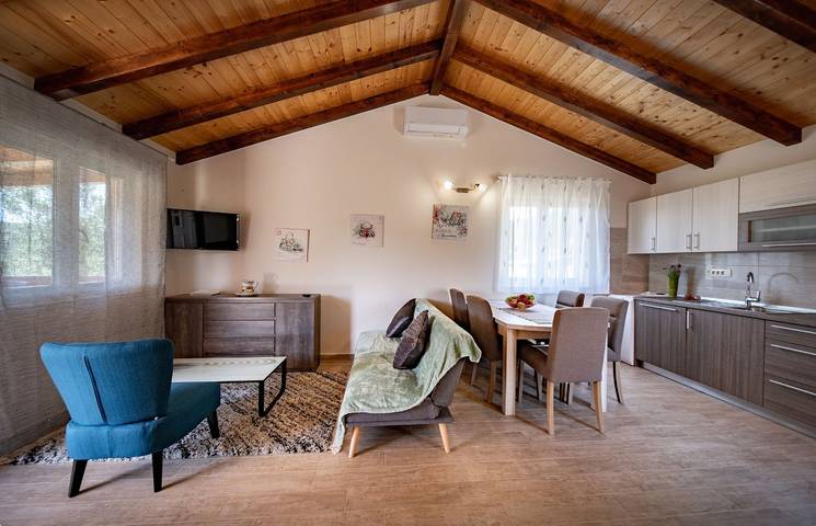 Ferienhaus für 4 Personen, mit Balkon/Terrasse, mit Haustier in Supetarska Draga