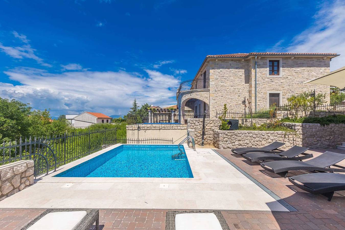 Villa Cavallo mit Pool und Meerblick in Linardici, Krk