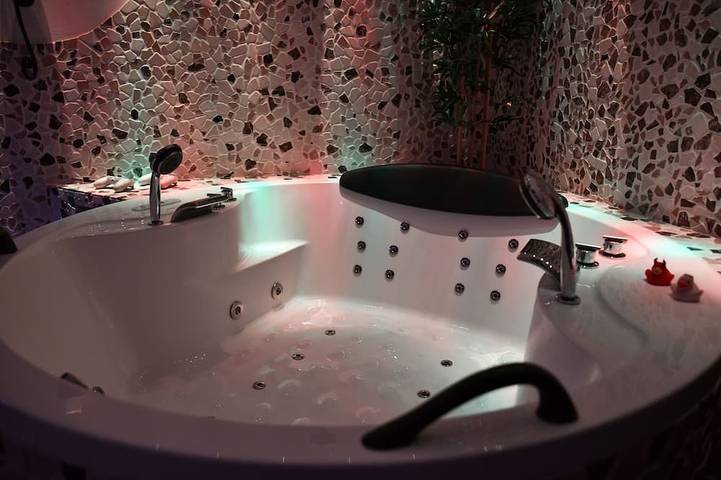 Hts Haus Respirada Nrw Wellnessarea, Whirlpool, Gym, Sauna in Meckenheim, Rhein-Sieg-Kreis