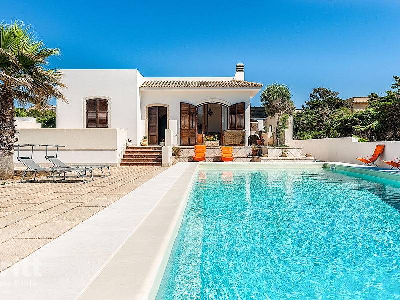 Tritt — Charming vacation home with swimming pool for 6 people in Cornino near the sea in Custonaci, Provincia de Trapani