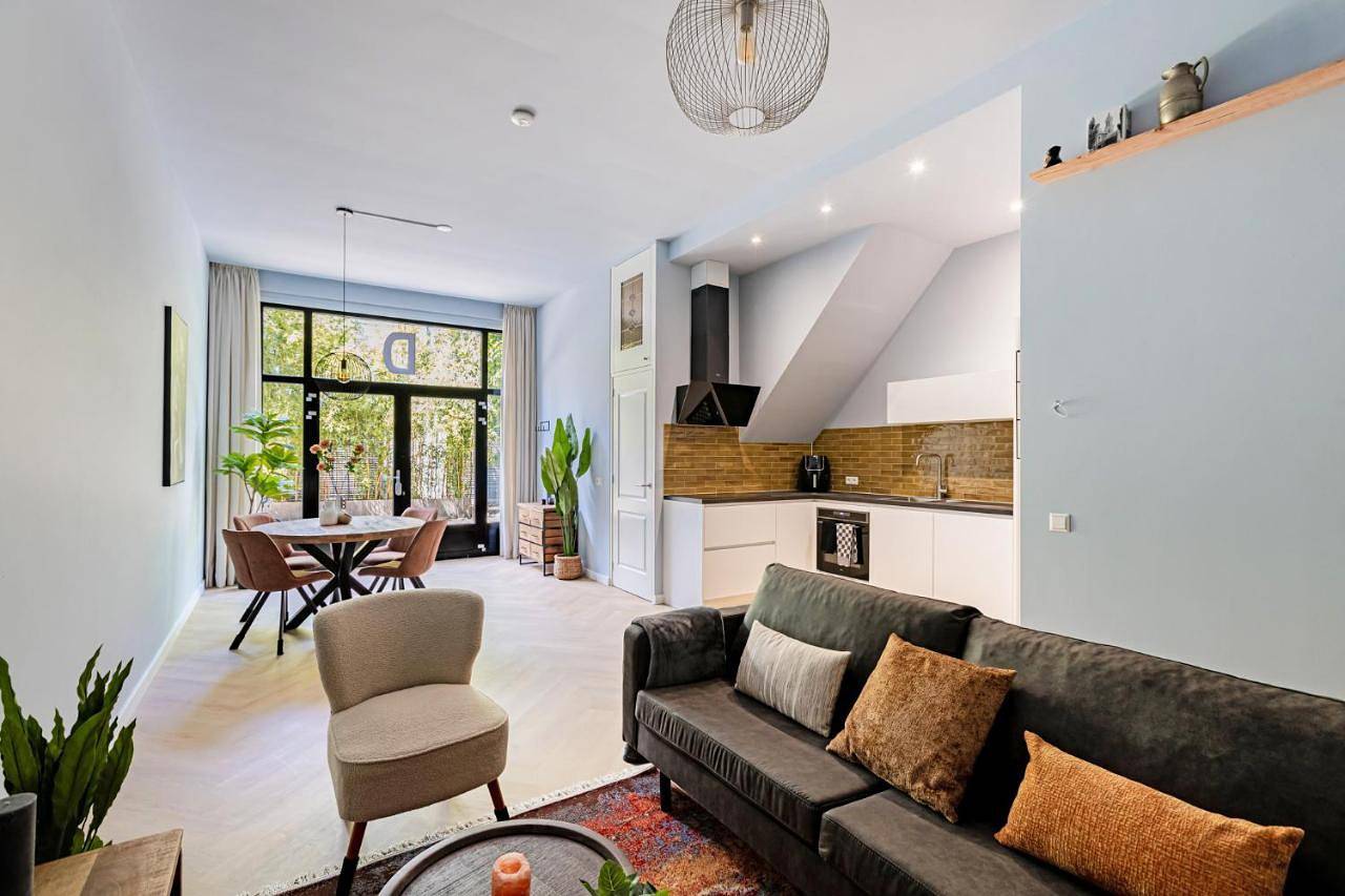 Geheel appartement, Two-Bedroom Apartment in Amsterdam Oost, Nederlandse kust