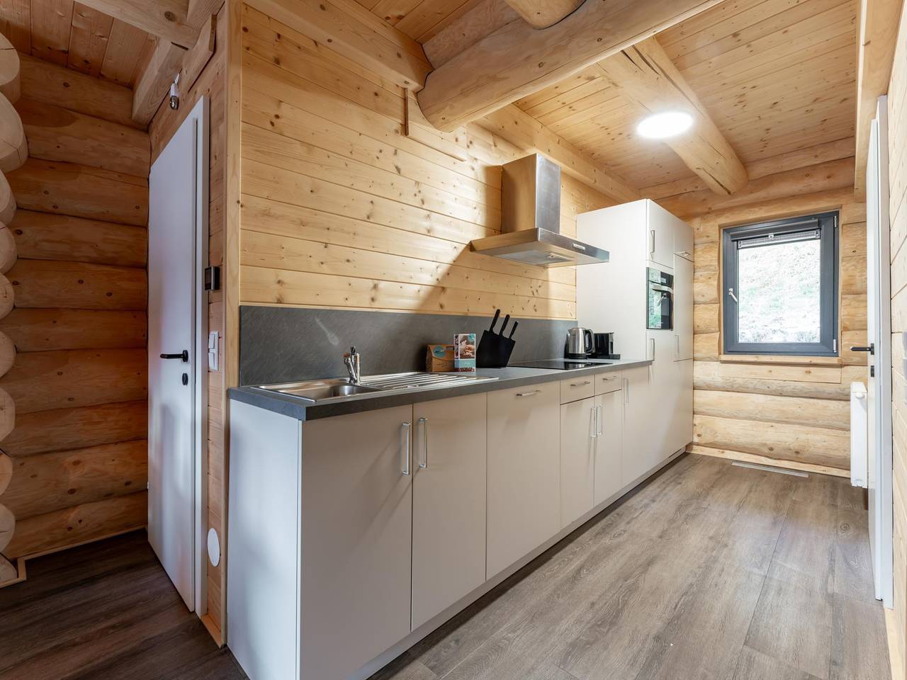 Authentisches Blockhaus nahe Top-Skigebiet
 in Hermagor-Pressegger See, Bezirk Hermagor