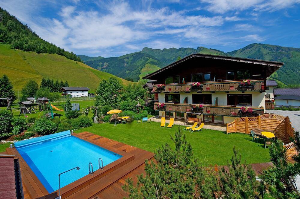 Ganze Wohnung, Gästehaus Luggau: Wohnung - Goldberg, Typ-1 in Rauris, Ski Amadé