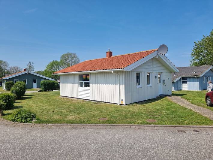 Ferienhaus für 4 Personen, mit Terrasse und Garten sowie Sauna in Schönhagen - 2