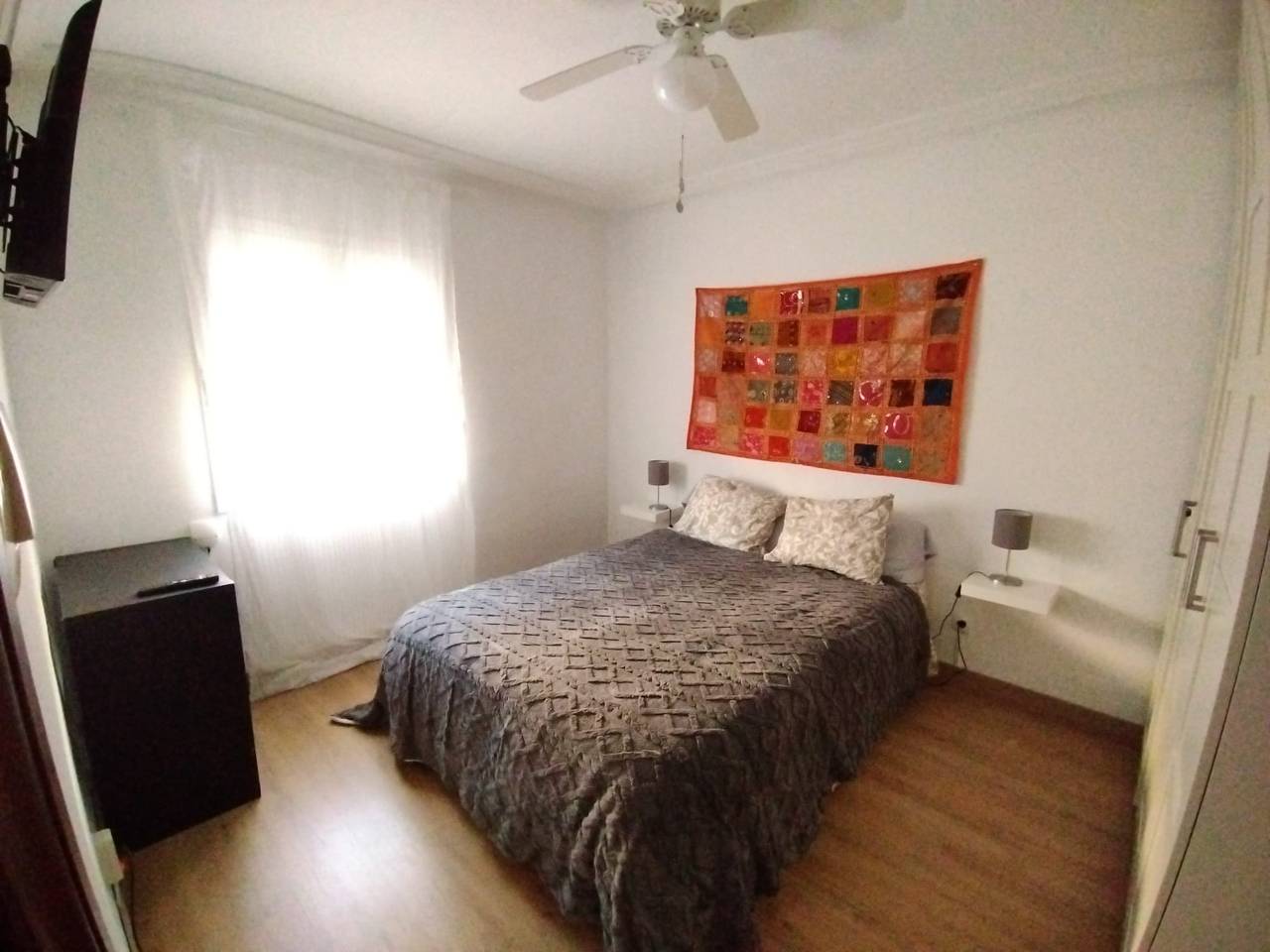 Ganze Wohnung, Ferienwohnung 'Macarena' in Brigth mit Balkon, Wi-Fi und Klimaanlage in Central Seville, Sevilla