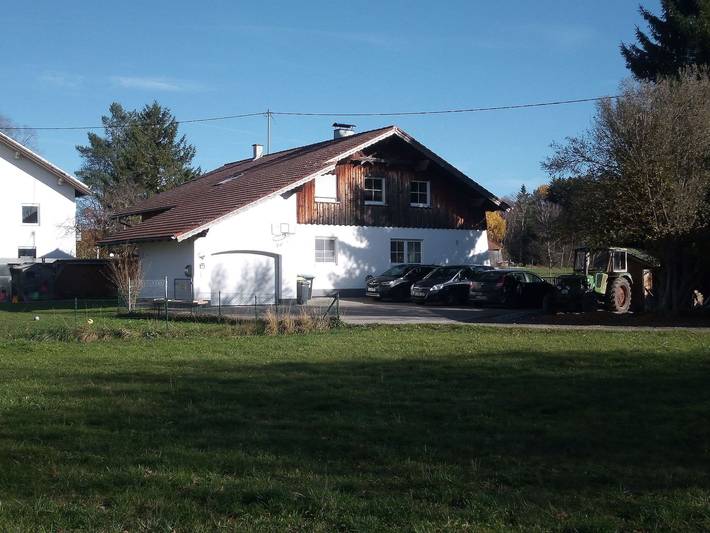 Ganze Ferienwohnung, Fewo Südlicher Ortsrand von Rott (100m²) - Ferienwohnung in Rott, Romantische Straße