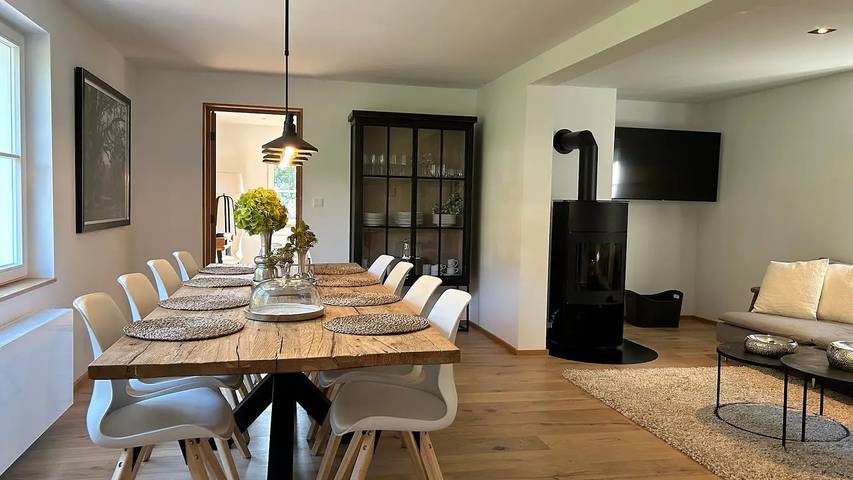Chalet für 9 Personen, mit Garten und Sauna sowie Terrasse in Medebach