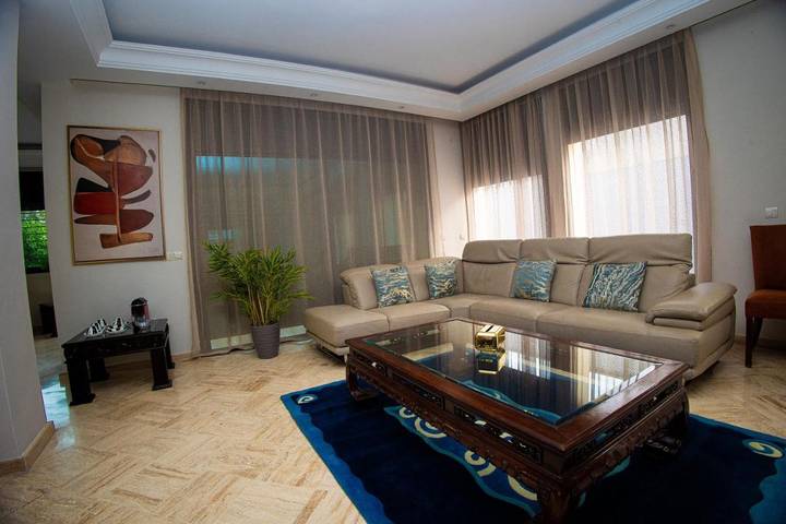 Villa pour 16 personnes, avec terrasse et sauna ainsi que jardin et piscine, animaux acceptés à Casablanca - 3