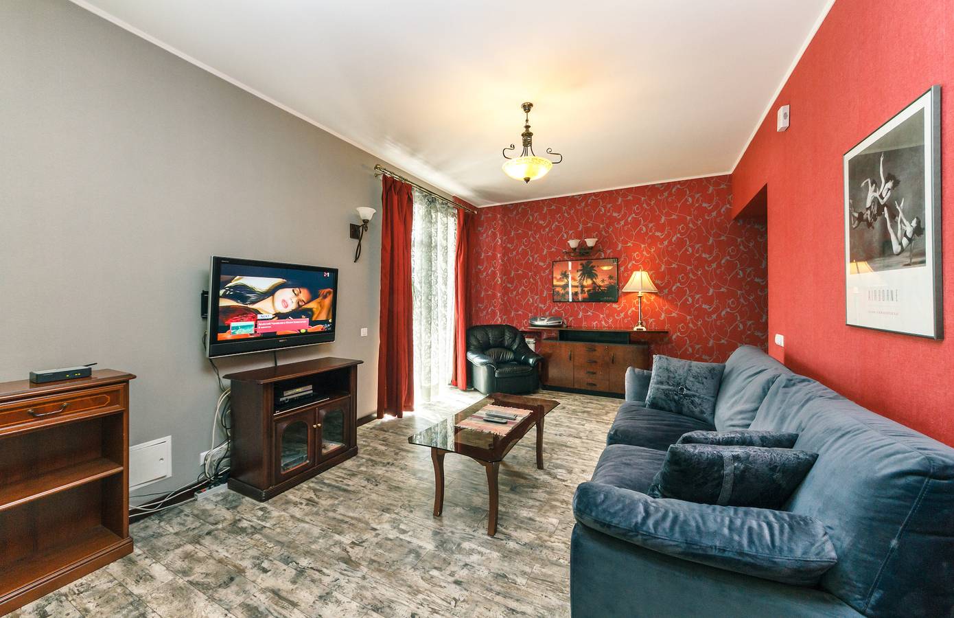 Ganze Wohnung, Ein Schlafzimmer, Chreschtschatyk-Str, 17 Zentrum von Kiew in Kiew, Ukraine