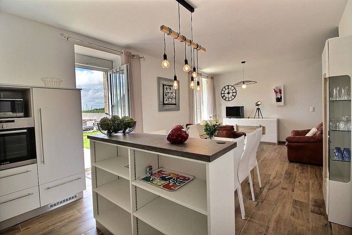 Gîte pour 6 personnes, avec jardin et terrasse à Kerbors - 2