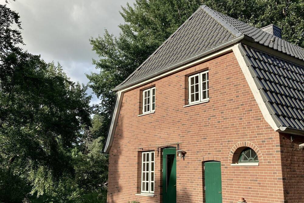 Ferienhaus \"Backhaus\" direkt am See auf Gut Wittmoldt in Wittmoldt, Südliche Ostseeküste